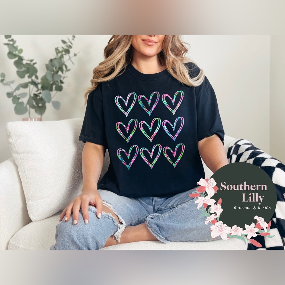Comfort Colors Preppy Hand-drawn Hearts T-Shirt